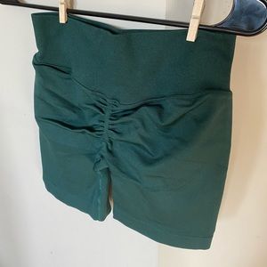 AOXJOX Dark Green Scrunch Butt Biker Shorts